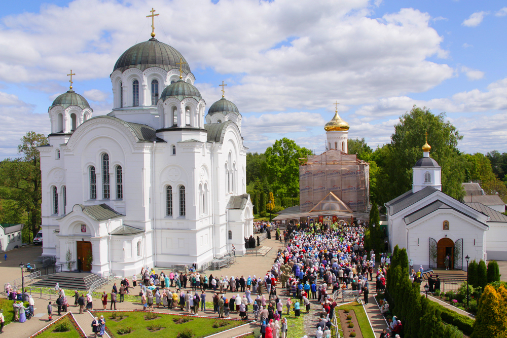 в текст